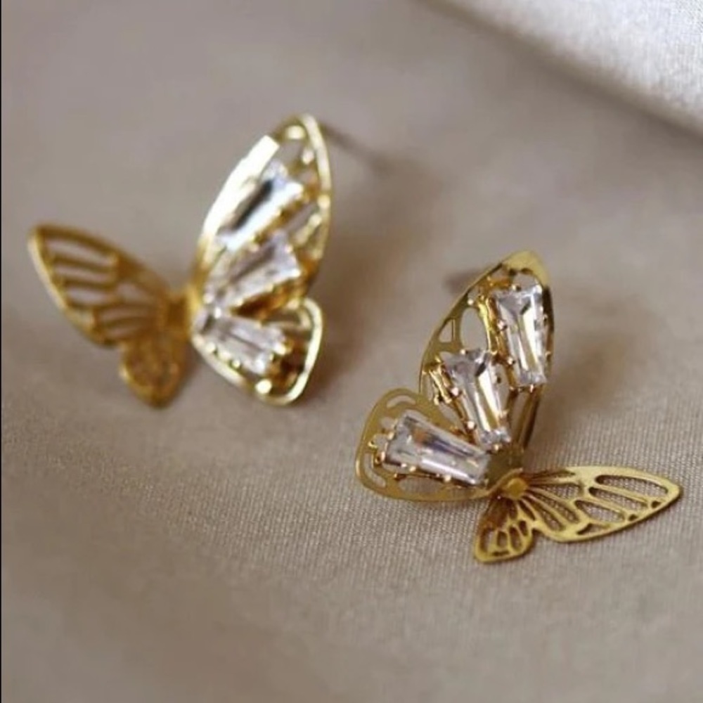 Bella butterfly earrings